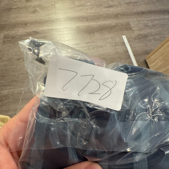 J Crew Shirt Mens Large Blue Stripe Light Weight 100% Cotton Preppy Slim Fit - Picture 8 of 8